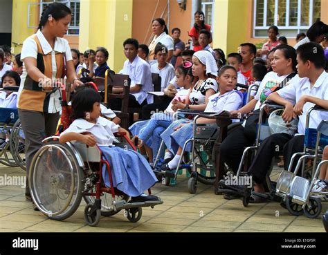 physical handicap in tagalog